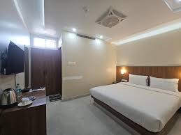 Executive AC Room — view 1
